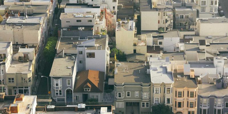 秦皇岛玻璃26与同辉建材：专业建材供应如何赋能现代建筑项目