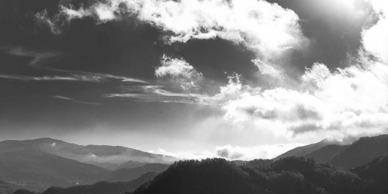 秦皇岛玻璃产业绿色转型：同辉建材引领熔窑烟气脱硫脱硝技术实践