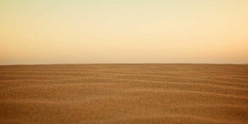 秦皇岛玻璃博物馆：从工业遗产到文化地标，看钢化玻璃如何重塑现代建筑